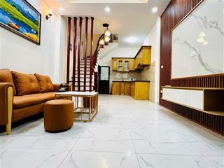 Biên gianghà đông #3tỉ nhỉnh ô tô đỗ cách 10m. giao thông thuận tiện.
t1 khách ,bếp, wc