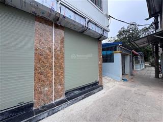 Biên gianghà đông nhỉnh #3tỉ
nhà xây mới  ngõ thông  vài bước ra oto  phát triển mạnh  dân