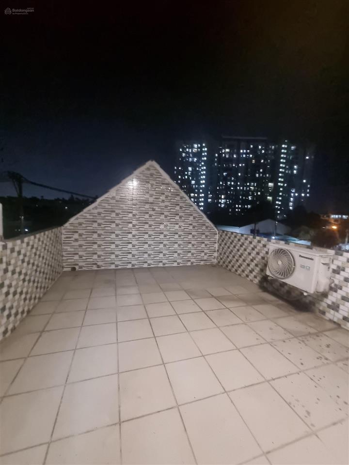 Bán nhà mặt tiền kinh doanh  4 tầng  100m2  5pn  nở hậu tài lộc  trần thị hè  chỉ 7.5 tỷ
