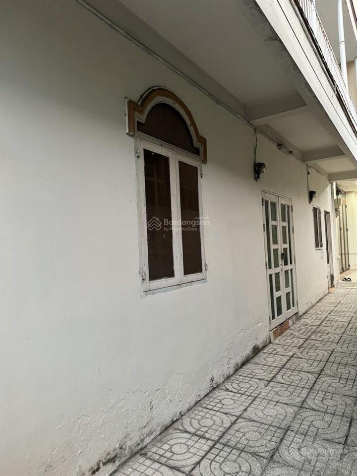 Nhà 2 tầng ngang 6m, ô tô ngủ nhà. nhỉnh 5 tỷ.
