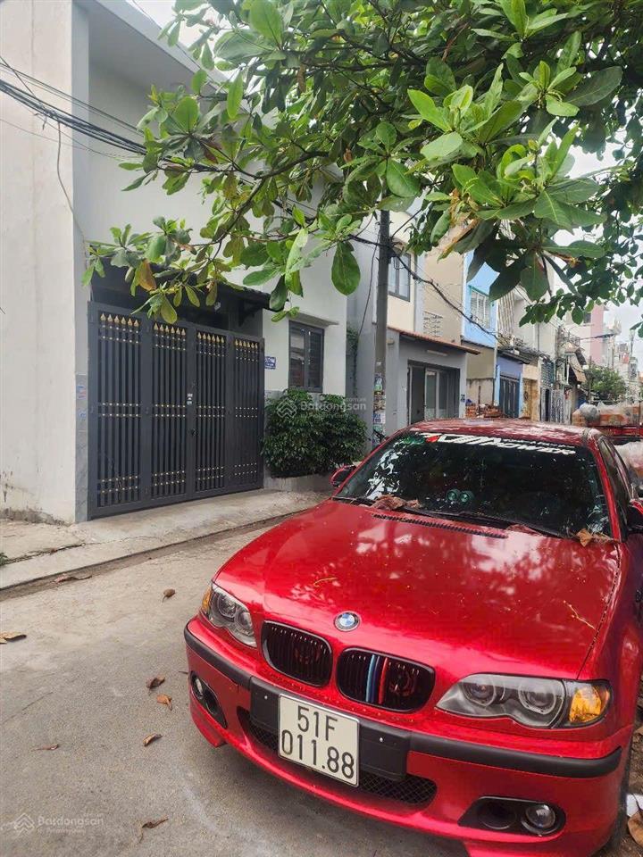 Bán nhà  đường sổ 8. lê văn quới. p. bịnh hưng hòa a. quận bình tân.
dt 8 x 10 giá 6.6 tỷ