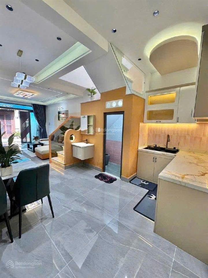 Bán nhà 2 mặt tiền, đường võ văn kiệt, bình tiên. phường 7, quận 6, dt 5.2 x 15m, giá 7.4 tỷ