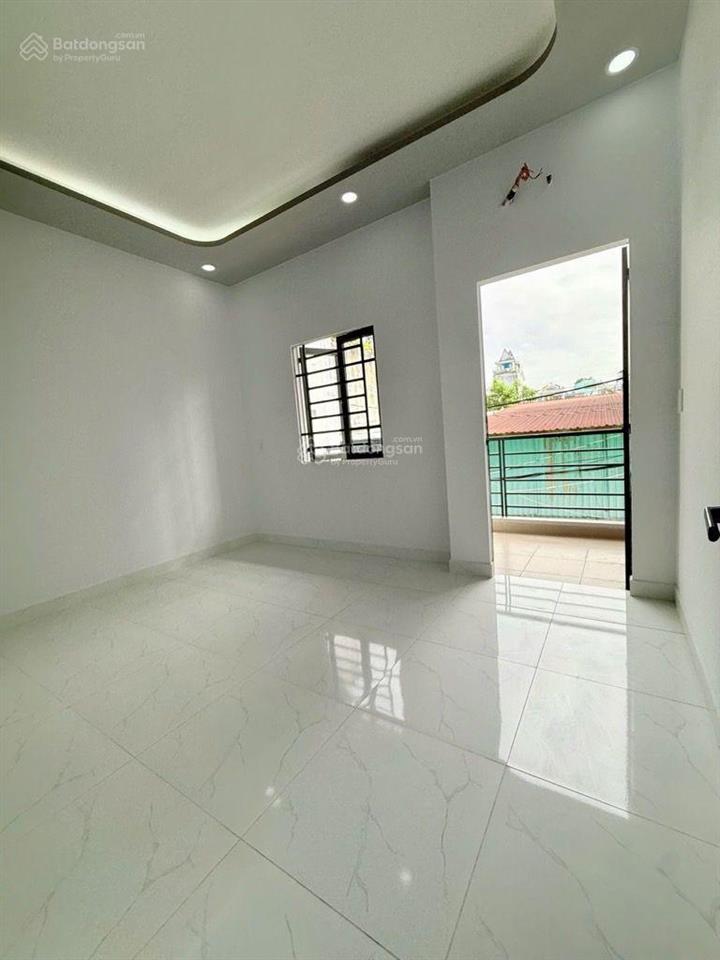 Bán nhà phạm văn chí, lò gốm, hậu giang, phường 8, quận 6, dt 7.5 x 11m = 82m2 giá 5.4 tỷ