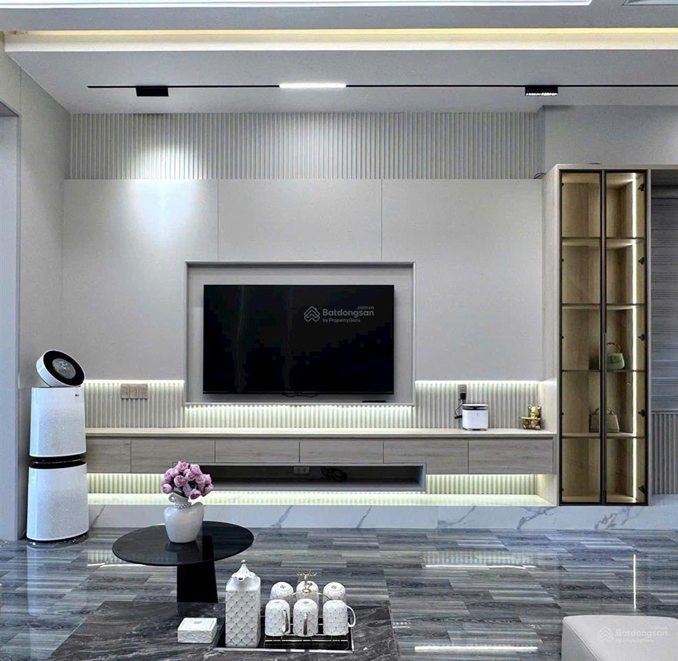 Bán nhà mặt tiền. đường bình tiên. phan văn khỏe 4 x 24  4 tầng. p. 9. q.6 giá 145 tỷ