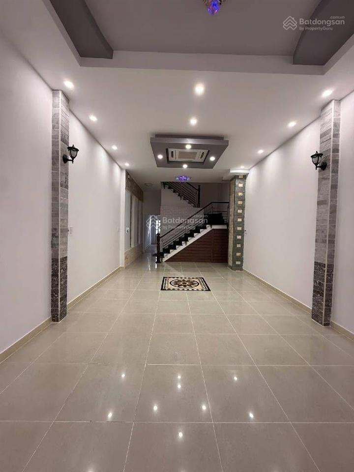 Bán nhà khu vip đường sổ 23 bình phú. phường bình phú. quận 6. dt. 4.5 x 22m giá 13.5 tỷ