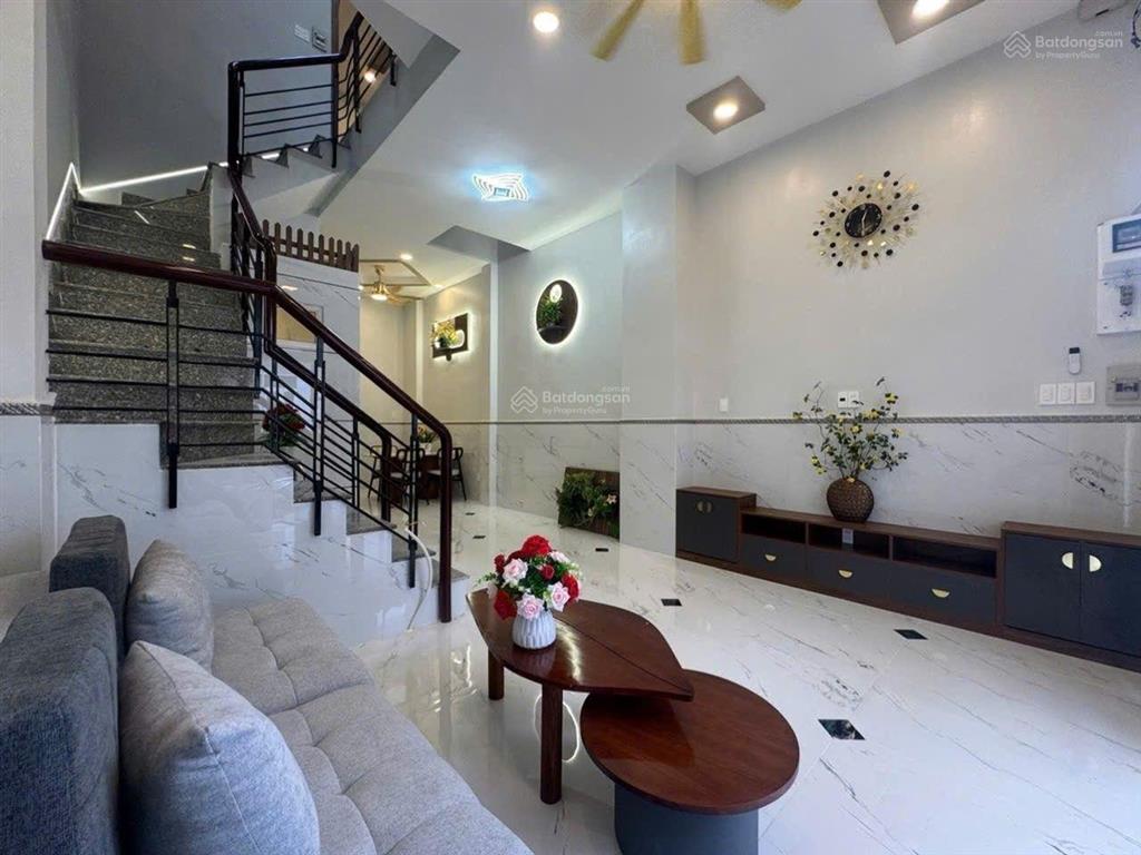 Bán nhà đường bà ký. hồng bàng. bình tiên. phường bình tây. quận 6. dt. 4.3 x 12=51.6m giá 6.38 tỷ
