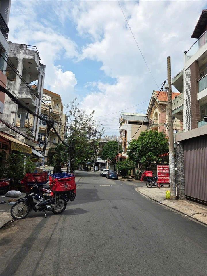 Bán nhà đường phú định, hoàng ngân, võ văn kiệt. phường 16, quận 8, dt 6.2 x 16m=99.2m2, 5.5 tỷ
