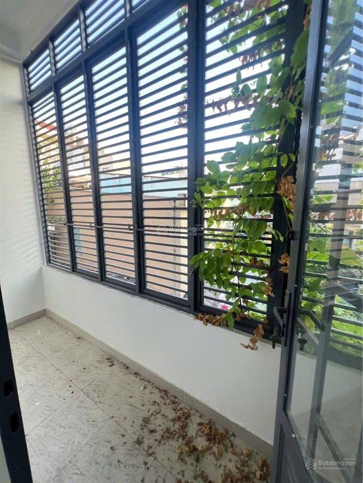 Bán nhà mới đường nguyễn văn luông. hồng bàng. hậu giang. p. 11. quận 6 dt 4 x 12m giá 5,3 tỷ