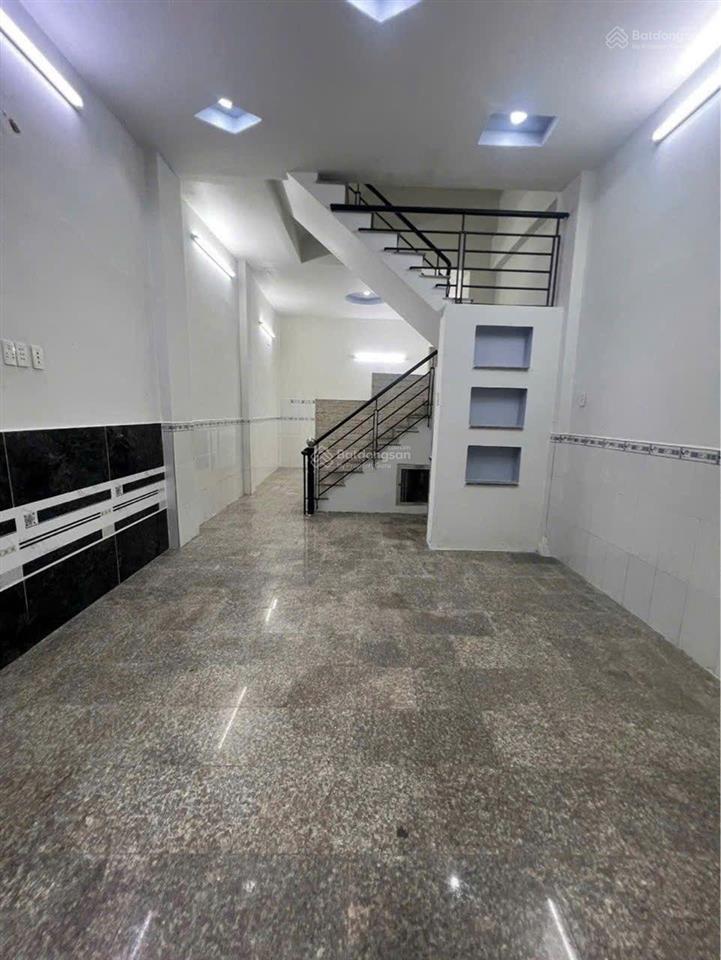 Bán nhà mới đường nguyễn văn luông. hồng bàng. hậu giang. p. 11. quận 6 dt 4 x 12m giá 5,3 tỷ