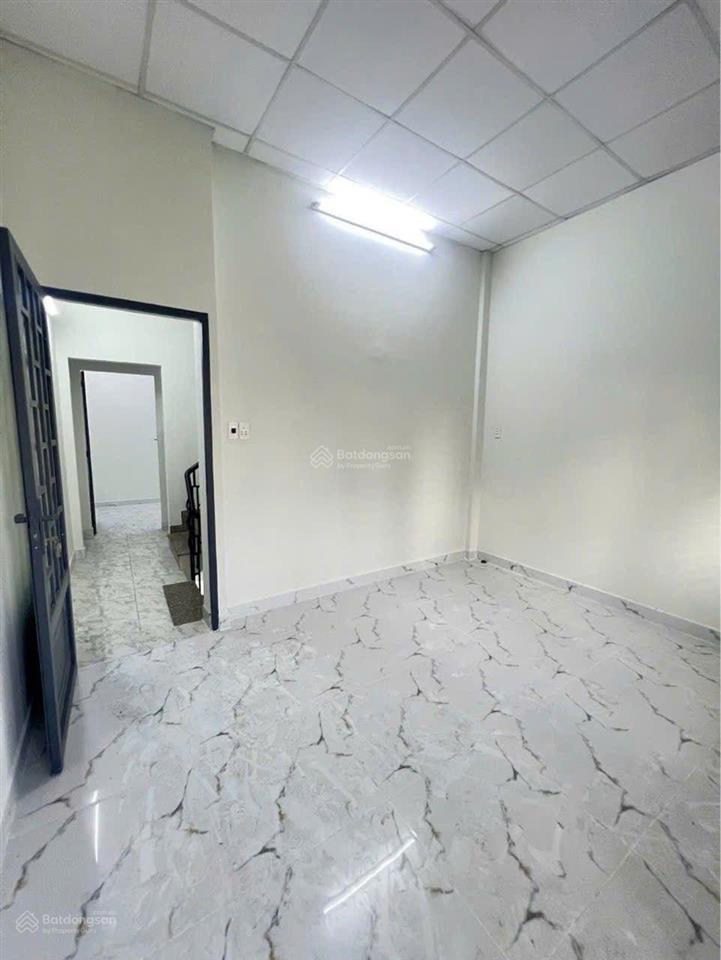 Bán nhà mới đường nguyễn văn luông. hồng bàng. hậu giang. p. 11. quận 6 dt 4 x 12m giá 5,3 tỷ