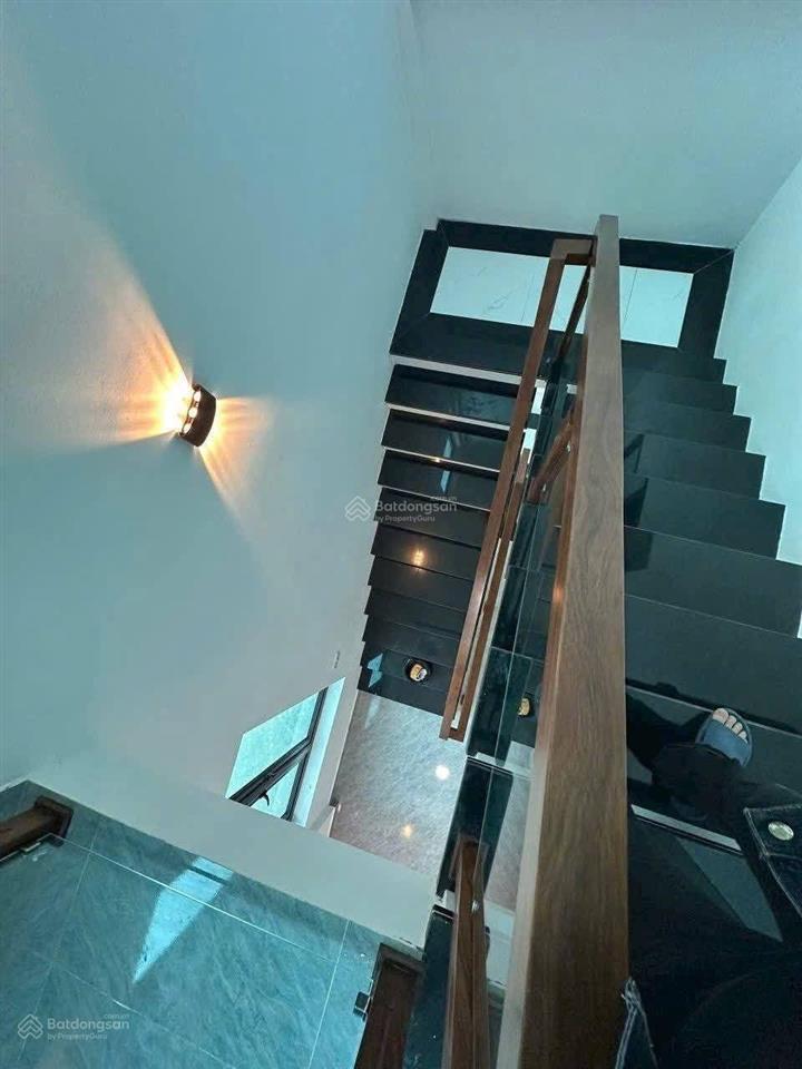 Bán nhà mặt tiền đường vương văn huống, tên lửa, phường an lạc q. bình tân. 4 x 20=80m2 giá 7,9 tỷ