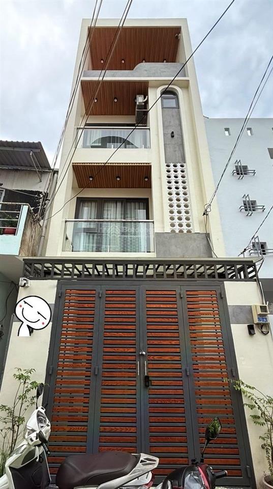 Ngộp bank chính chủ bán căn nhà (4x28) 4 tầng giá nhỉnh 7, tỷ