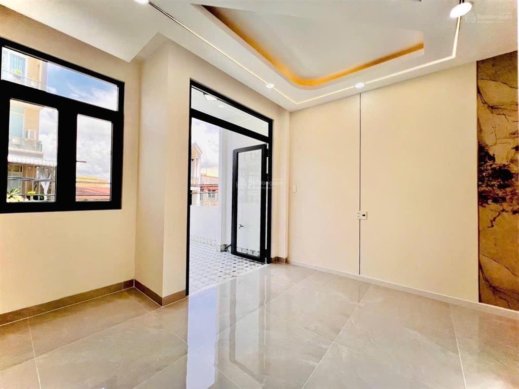 Giáp tân phú  quận 6 nhà mới 4 tầng hẻm xe tải thông nhỉnh 5 tỷ