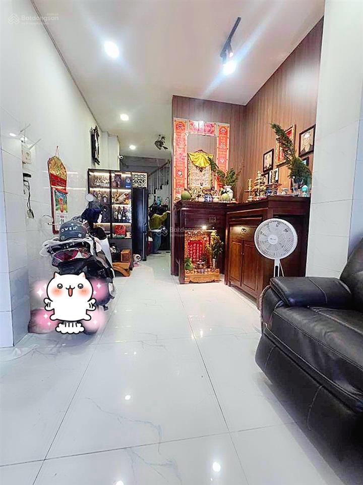 Mặt tiền ngay chợ bình tây 3 tầng dòng tiền 25tr/th chỉ 8 tỷ 1 hiếm