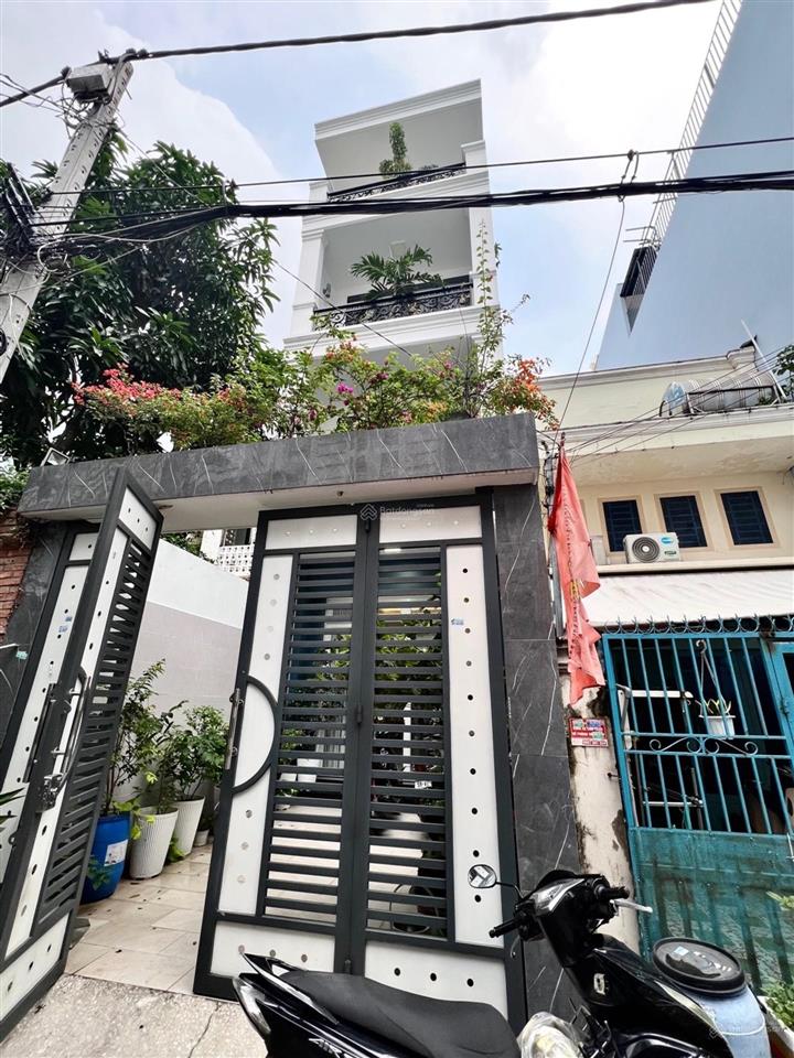 Ngộp bank (4x22,5) hẻm 5m sát ngã tư 4 xã full nội thất nhỉnh 8 tỷ tl