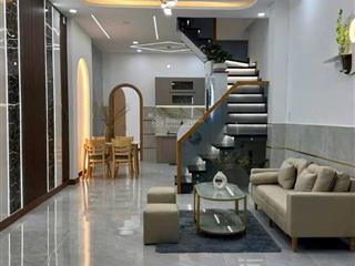 Bán nhà đẹp ở ngay  tân chánh hiệp q12  52m2 x2  3,95 tỷ