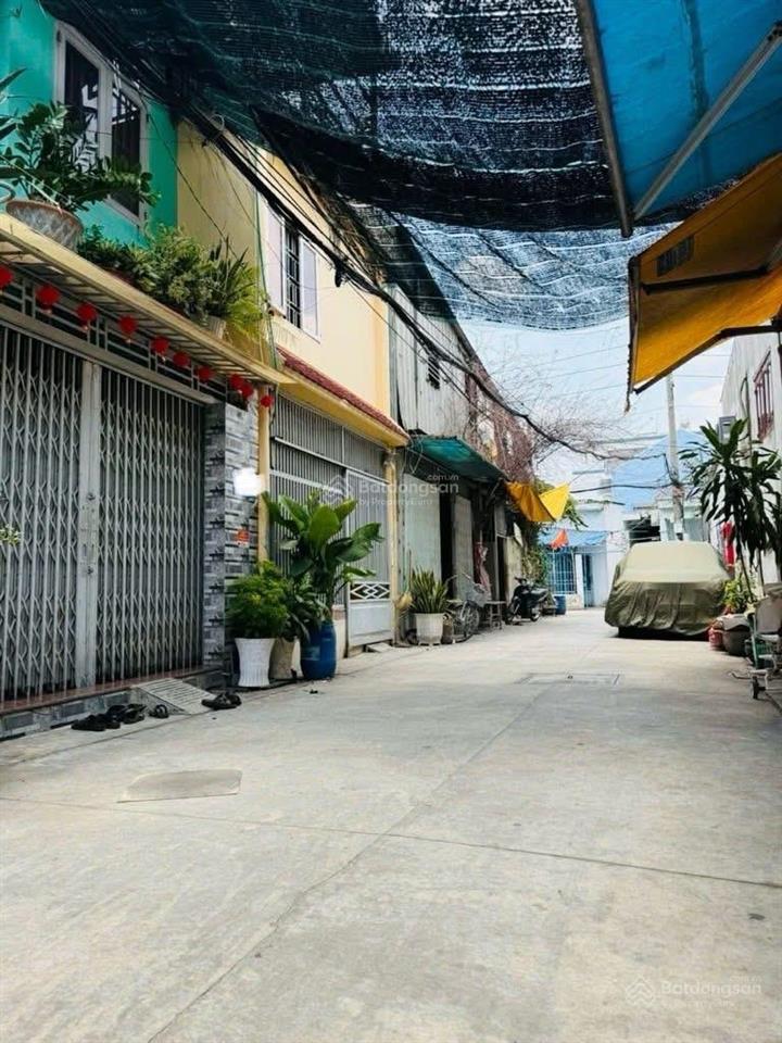 Bán nhà 2 tầng huỳnh thị hai 20m ra hxh  52m2  shr  3,7 tỷ