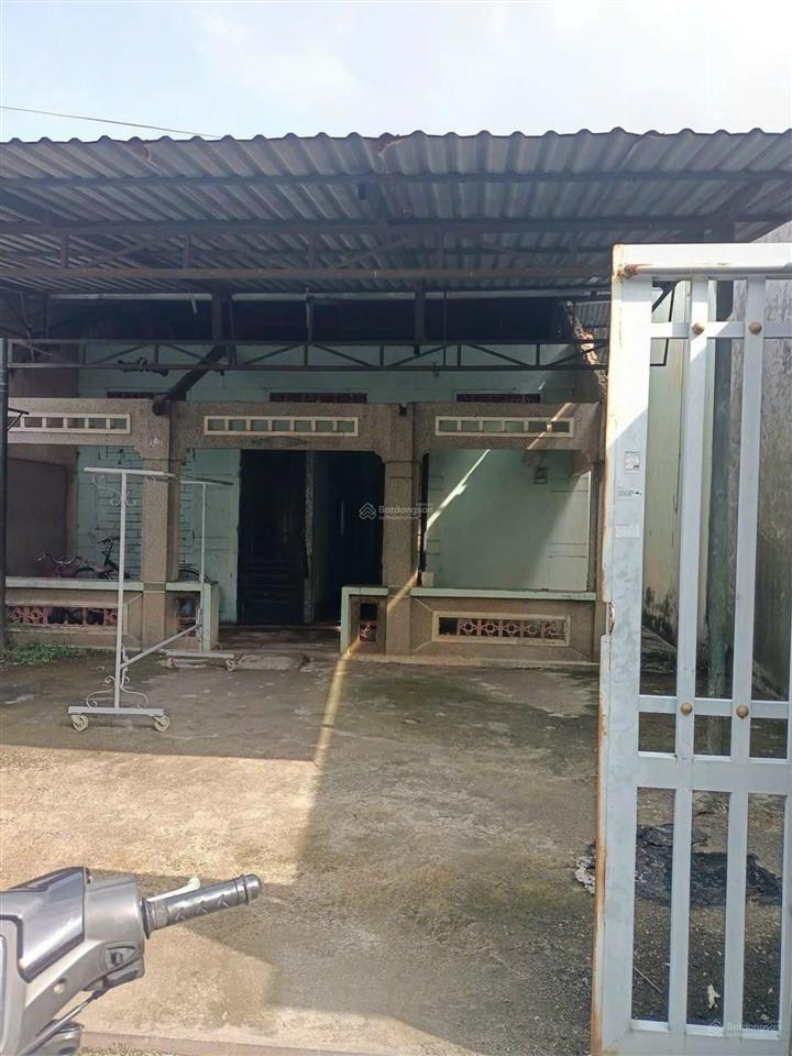 Bán đất tặng nhà c4 tân hiệp gần chợ hóc môn  241m2  full thổ cư  7x34 nở hậu  4,4tỷ tl