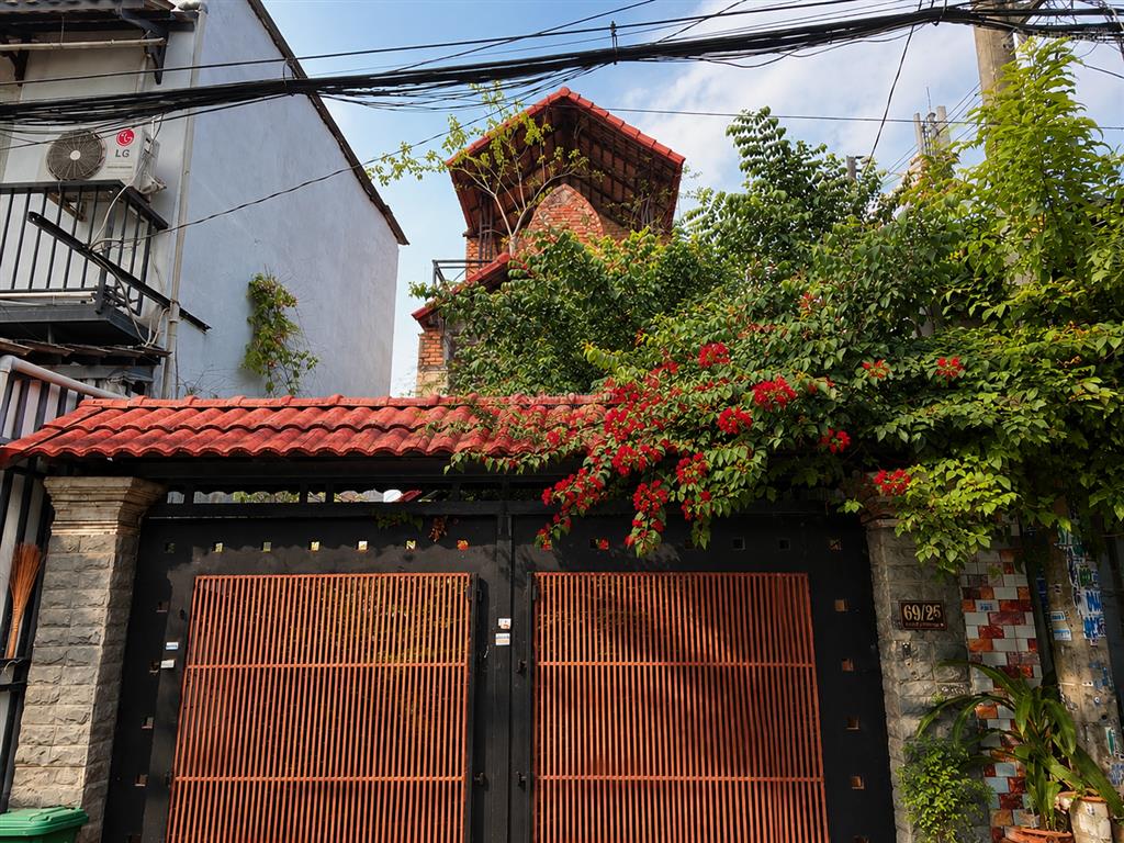 Bán nhà 4 tầng đường xe tải chỉ 50m ra mt trần văn mười  150m2  5,95 tỷ