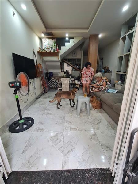 Chỉ 7 tỷ, nhà 50m2, 2 tầng, gần chợ bà chiểu  ngay lê quang định, bình thạnh
