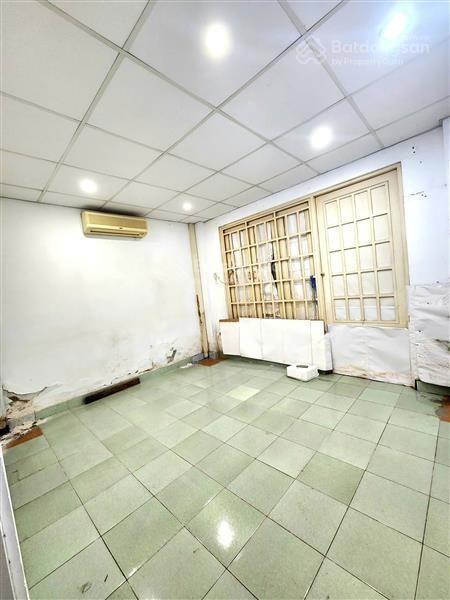Chỉ 7.x tỷ, nhà hẻm xe hơi, diện tích 52m2  gần mặt tiền nguyễn xí, bình thạnh
