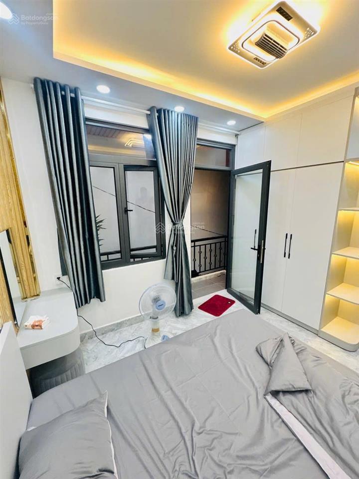 Bán nhà quận 7  đường tân mỹ  đh tài chính marketing chỉ với nhỉnh 4 tỷ có sổ hồng riêng