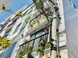 Bán nhà trung tâm gò vấp  view sông thoáng mát, nhà mới hoàn công