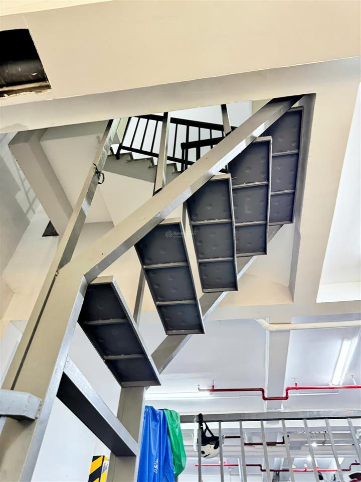 Tòa chdv ngan 7,8m hầm 6 tầng ngay phường 26 bình thạnh hđt khoán 165tr/th bán giá chỉ 35 tỷ tl