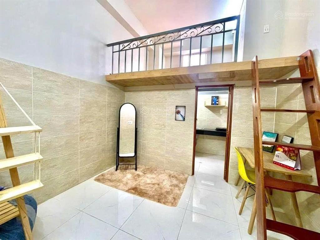 Tòa chdv 2mt 7 tầng 1300m2 hđt 140tr/th ngay tuyến metro số 2  nhà ga t3 bán giá 42 tỷ tl