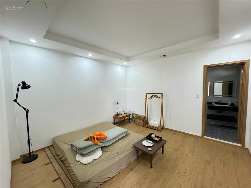 Chdv góc 2mt ngang 6,5m ngay cổng sân bay tân sơn nhất, 117m2, 5 tầng bán 23 tỷ tl