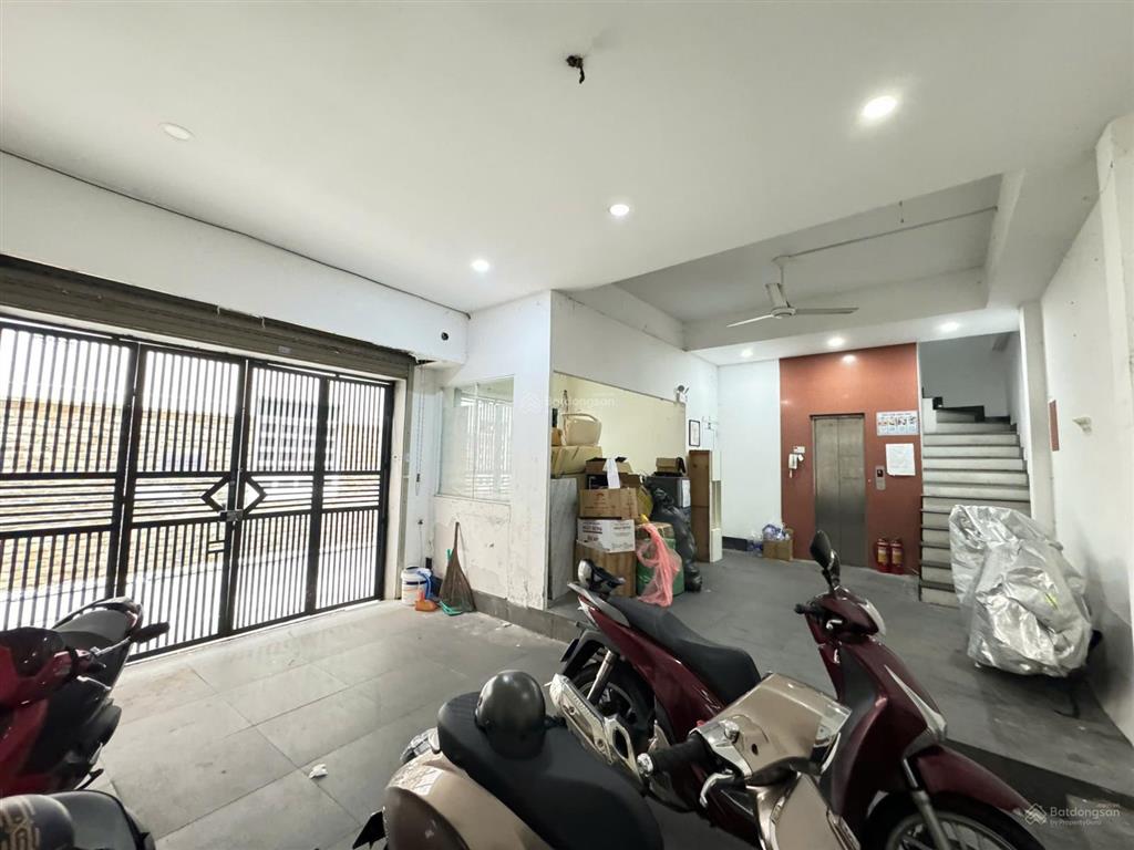 Chdv góc 2mt ngang 6,5m ngay cổng sân bay tân sơn nhất, 117m2, 5 tầng bán 23 tỷ tl