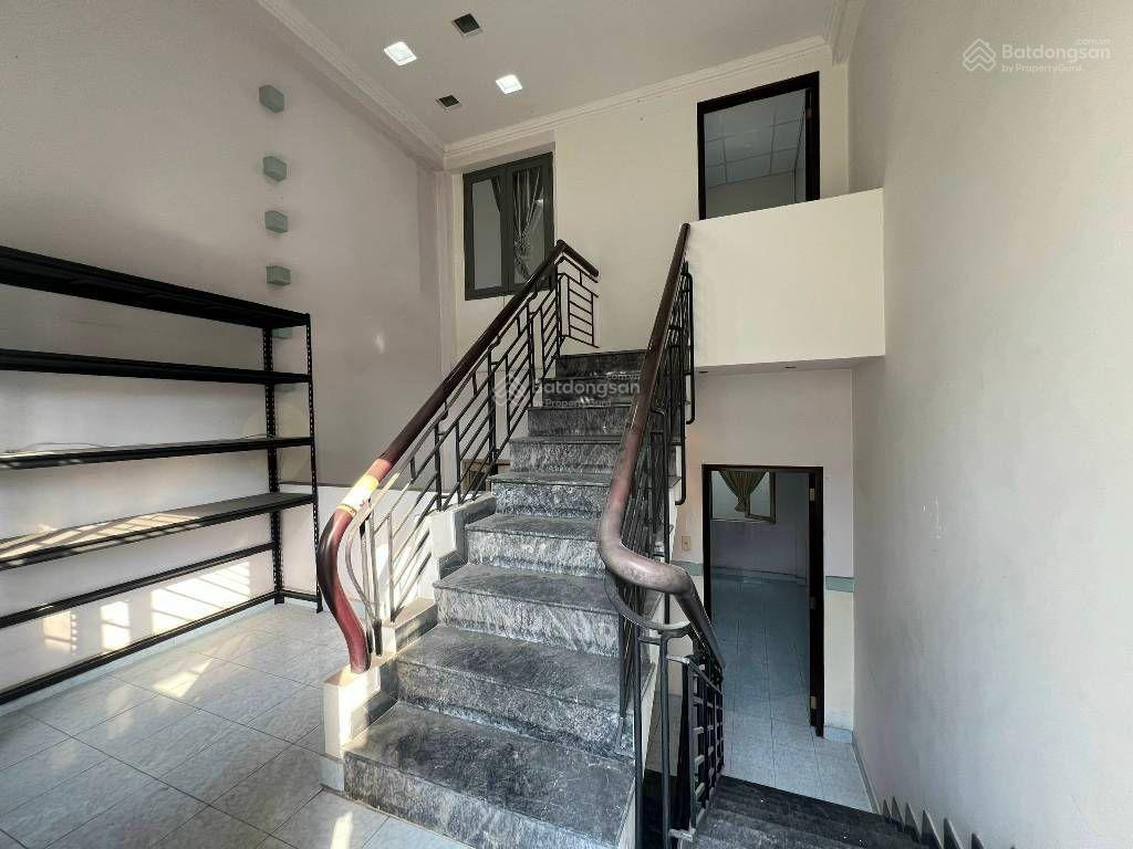 Bán nhà hẻm oto hoàng hoa thám. btct 4 tầng. ngang 4x14m (53m2). cách mặt tiền chỉ 10m. khu đồng bộ