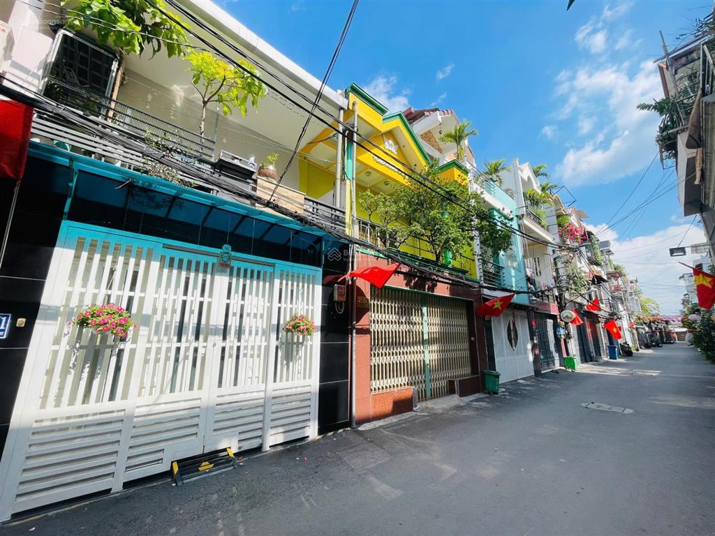 Bán nhà hẻm oto ngay richmond nguyễn xí. btct 4 tầng. ngang 4 x 8m, tương lai ngay công viên