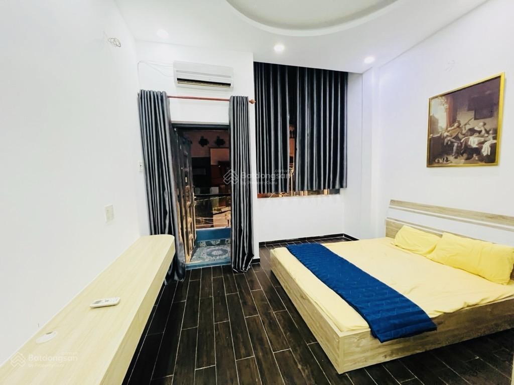 Bán nhà hẻm oto ngay richmond nguyễn xí. btct 4 tầng. ngang 4 x 8m, tương lai ngay công viên