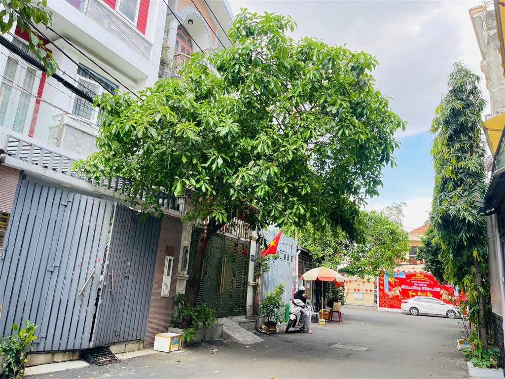 Bán nhà hẻm oto ngay richmond nguyễn xí. btct 4 tầng. ngang 4 x 8m, tương lai ngay công viên