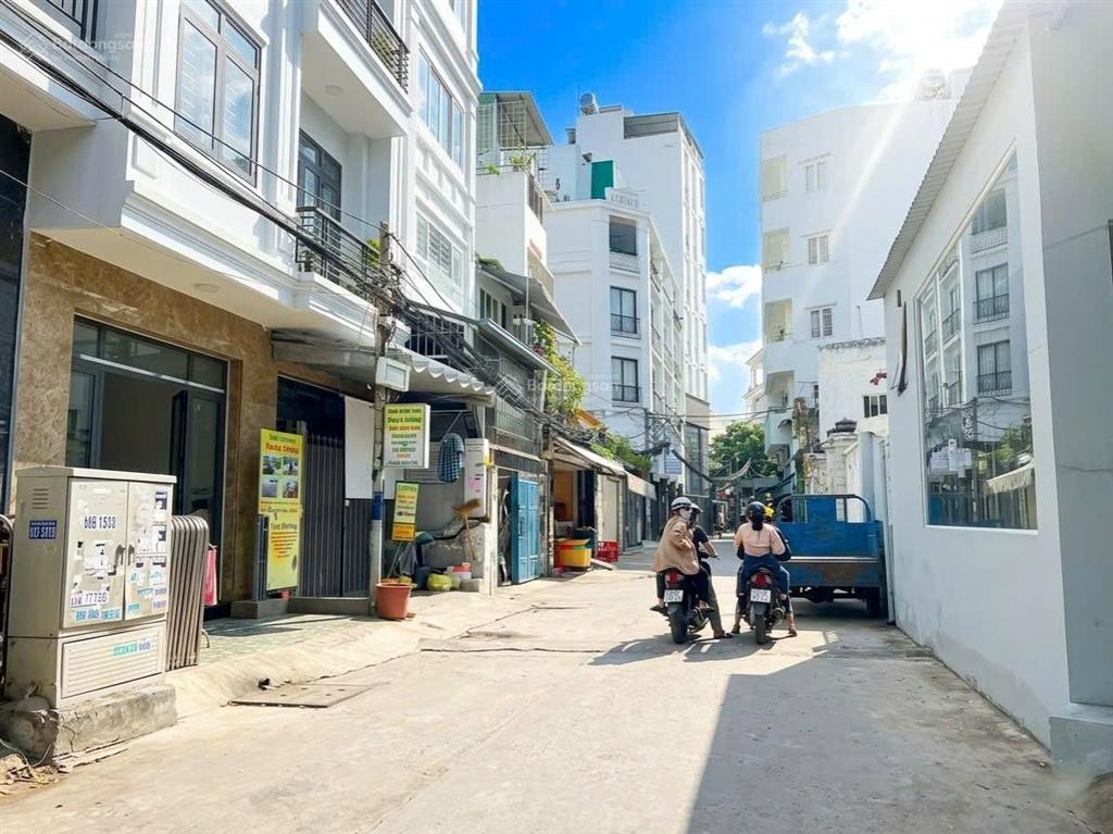 Bán nhà mới hẻm oto ngay chung cư richmond nguyễn xí. btct 3 tầng. ngang 4,1 x 9,5m(36m2). chỉ 8 tỷ