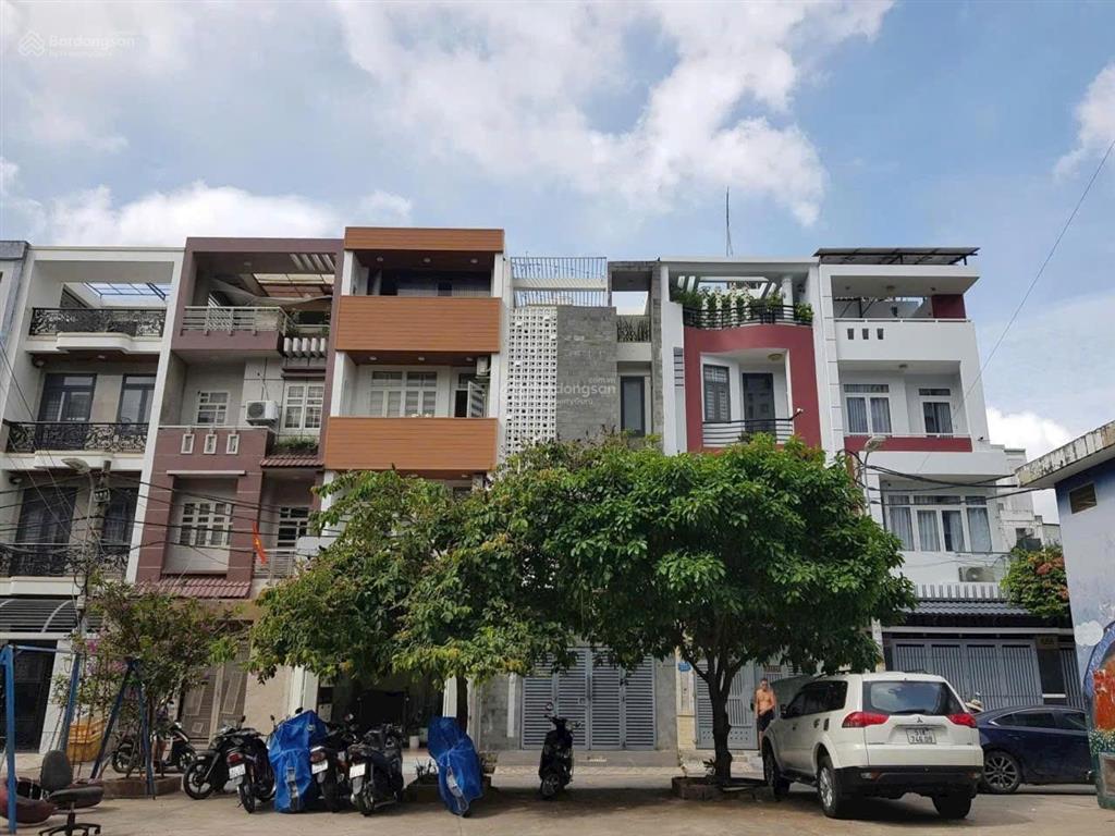 Hẻm oto 8m, ngang 4,2 x 14m (60,8m2). xây mới 4 tầng. ngay công viên bùi đình túy, rạch xuyên tâm