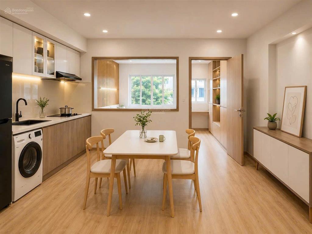 Căn hộ 1 phòng ngủ mới, full nội thất, cửa sổ giếng trời. ngay đh uef, cầu ba son