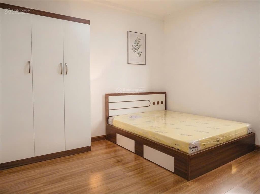 Khai trương căn hộ 2 phòng ngủ mới. full nội thất, giặt riêng, ở 24 người. ngay đh uef, cầu bason
