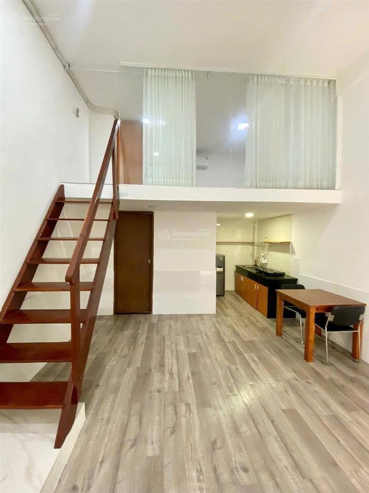 Duplex rộng, full nội thất, thoáng mát. sau lưng the manor nguyễn hữu cảnh, tiện di chuyển quận 1
