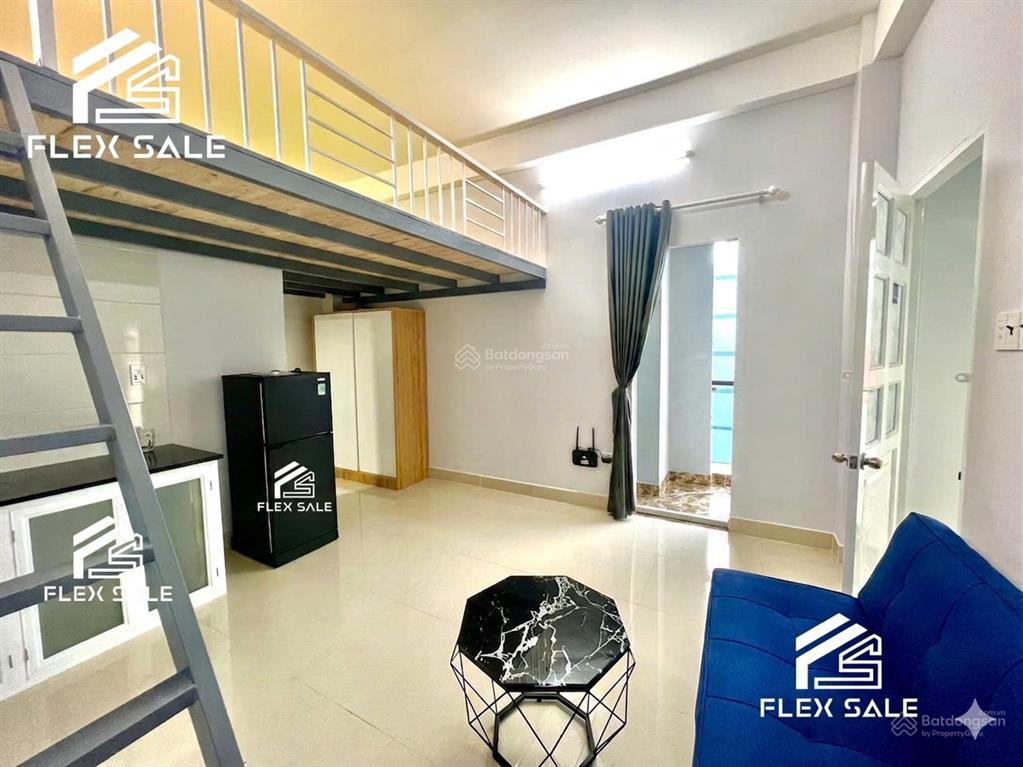 Duplex full nội thất, ở 2  3 bạn. ngay đh hutech, ngoại thương, gtvt