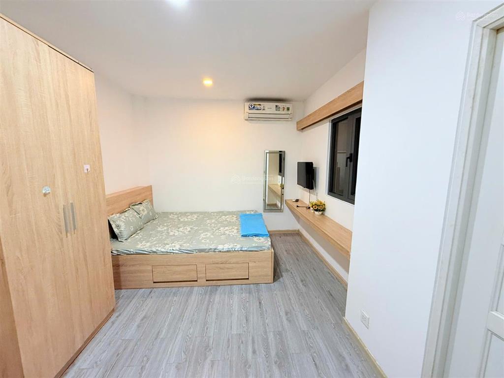 Căn hộ studio full nội thất, cửa sổ lớn. toà nhà thang máy, giặt sấy. ngay bason, đh hutech, gtvt