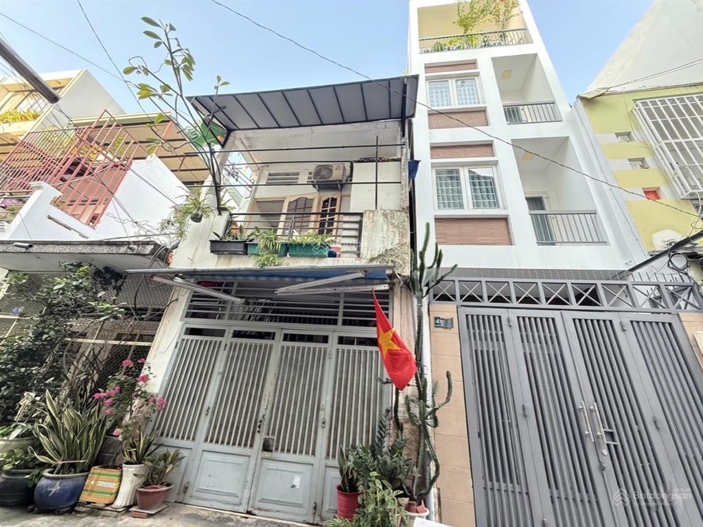 Bán nhà hẻm ô tô nguyễn văn đậu. ngang 4,2 x 15m. sẵn 2 tầng. xây mới 5 tầng. cho thuê 20 triệu/th
