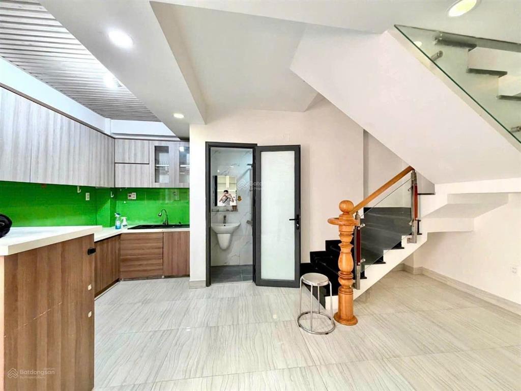 Bán nhà hẻm oto, 5 tầng btct, dtcn 41m2, full nội thất, ở ngay. ngay học viện cán bộ, hoàn công đủ