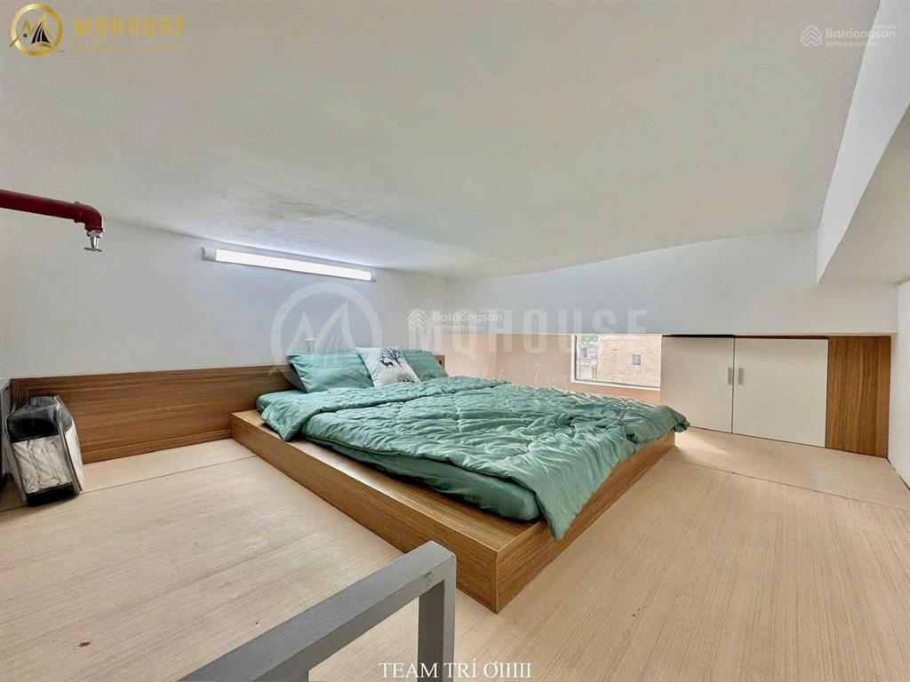 Duplex full nội thất, giặt riêng, thang máy, hầm xe. ở 23 bạn. ngay đh văn lang