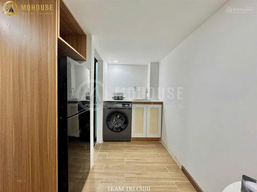 Duplex full nội thất, giặt riêng, thang máy, hầm xe. ở 23 bạn. ngay đh văn lang