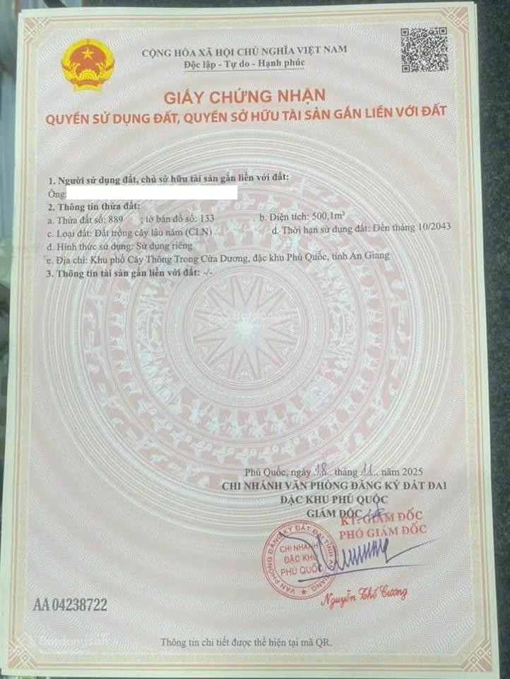 Bán lô đất ở 400m2, ngay đầu đường cây thông trong, cách tt dương đông 2km. đường ô tô 7m quá đẹp