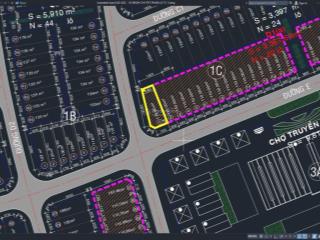 Bán lô góc 173m2 đối diện chợ  tđc suối lớn, tương lai kinh doanh rất sầm uất. có sẵn 7 trong trọ.