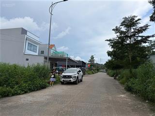 Bán lô 120m2 đường trục chính tái định cư gành dầu. ngay cạnh dự án vin phú quốc 1000ha, sát biển