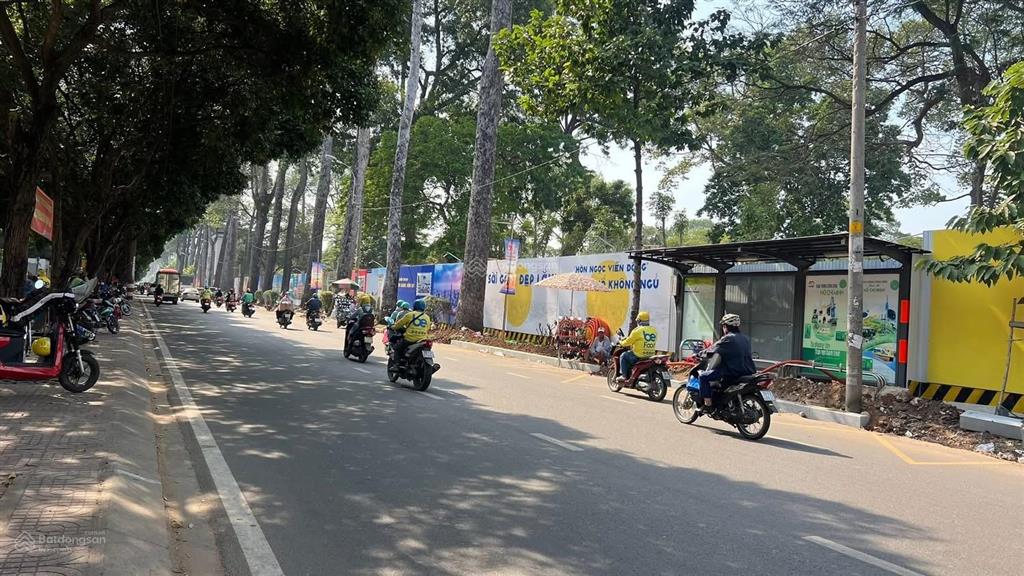 Ngộp bank 5 tỷ bán nhà mt trần phú quận 5 40m2 4 tầng chỉ nhỉnh 10 tỷ tl